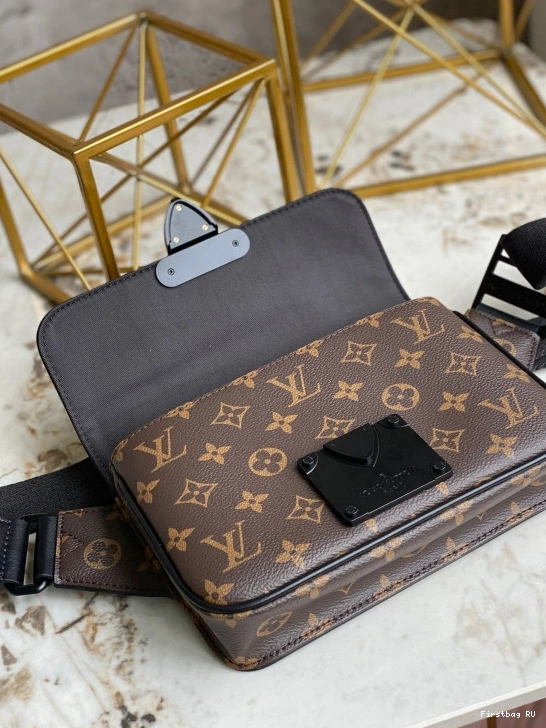 First bag ru SLING VUITTON S BAG LOUIS LOCK 0813